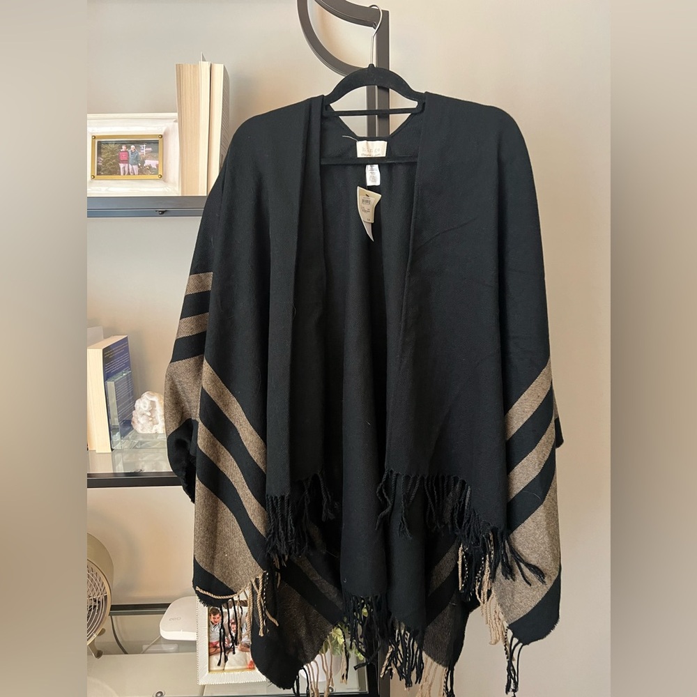 Black wool wrap
